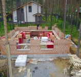 Кладка подходит к перемычкам