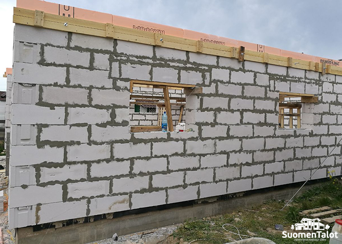 Строительство гаража из газобетона SuomenTalot