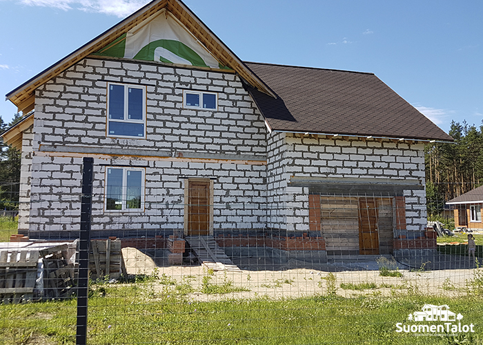 Облицовка газобетонного дома SuomenTalot