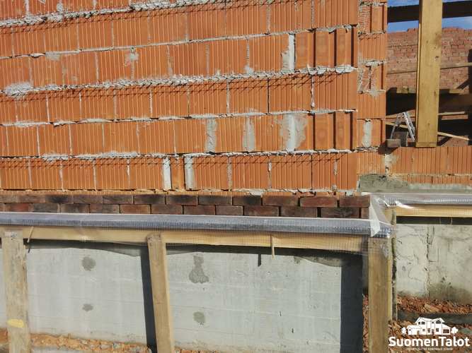 Строительство кирпичного коттеджа Санкт-Петербург SuomenTalot